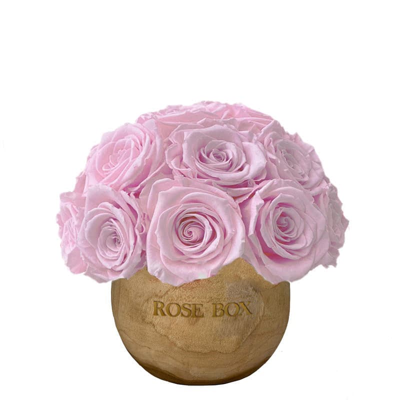 Wooden Dream with Light Pink Roses
